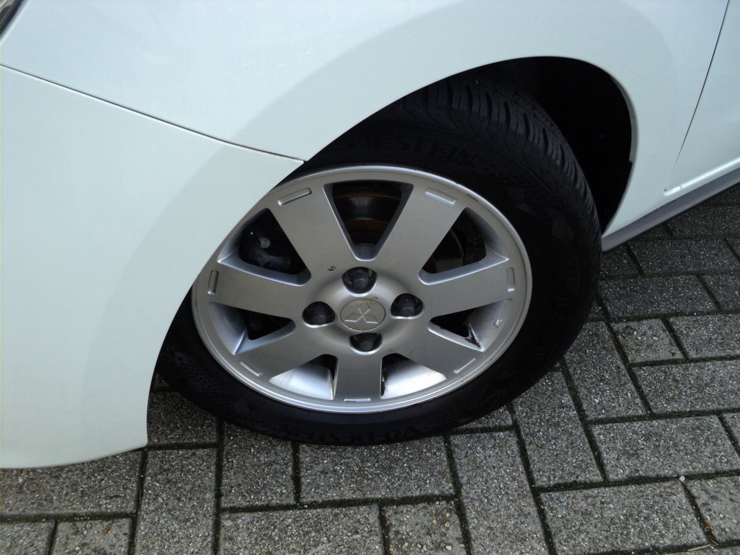 Mitsubishi Mitsubishi