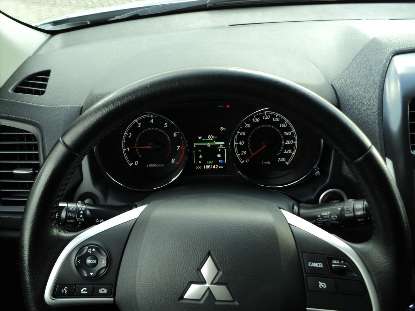 Mitsubishi Mitsubishi