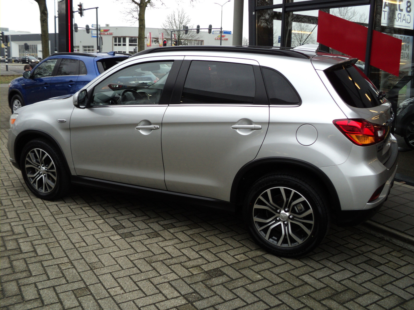 Mitsubishi Mitsubishi