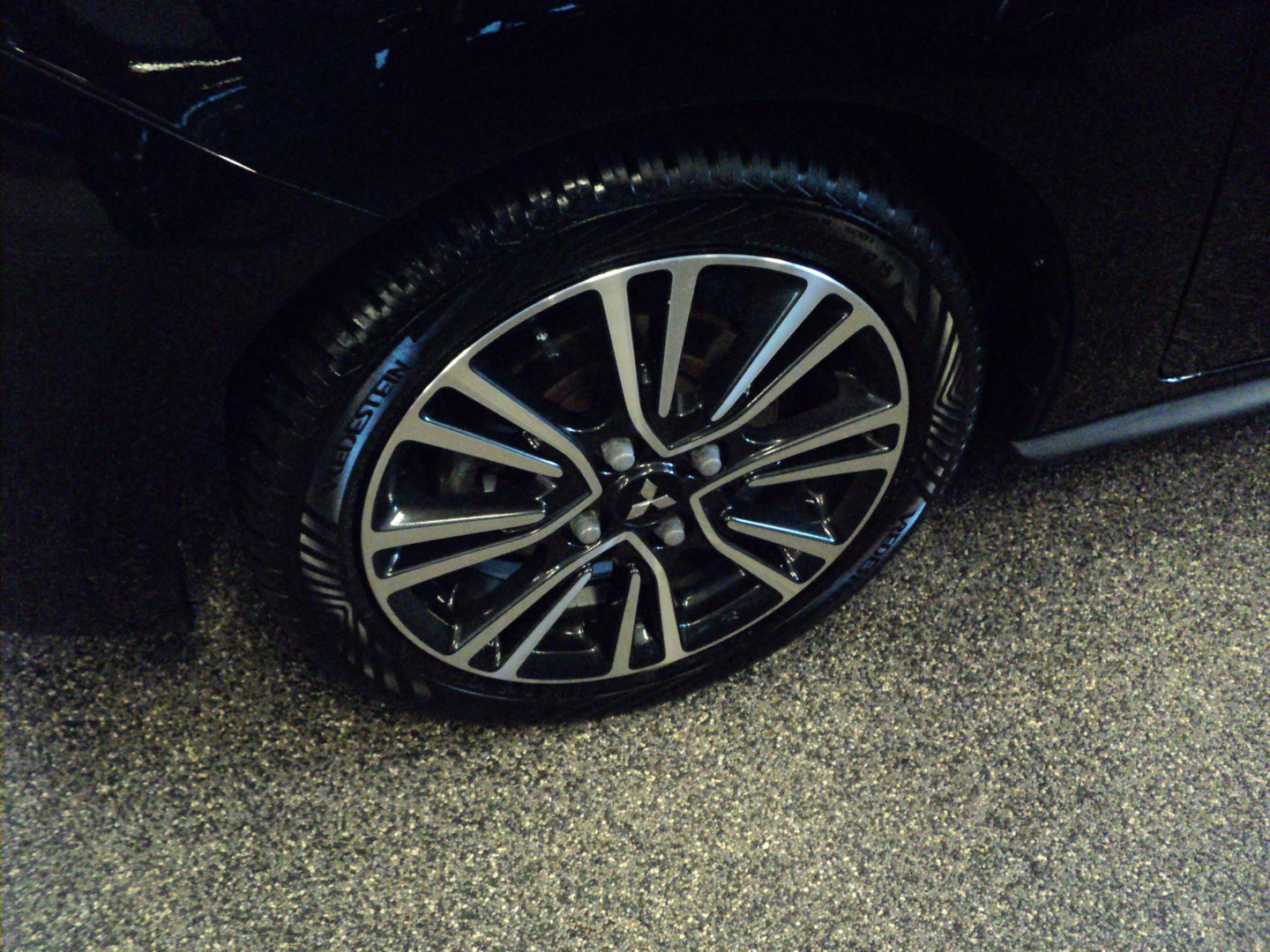 Mitsubishi Mitsubishi