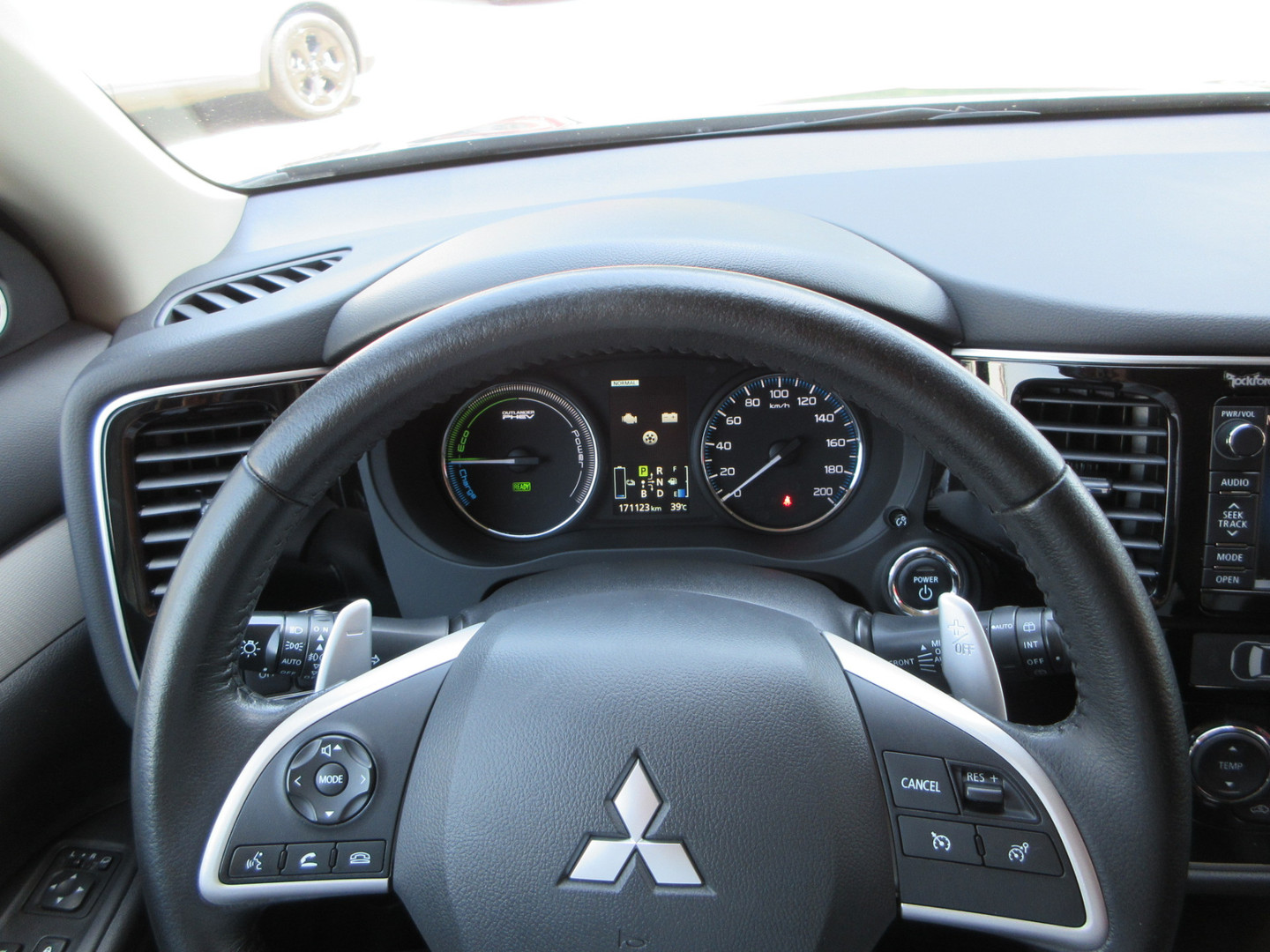 Mitsubishi Mitsubishi