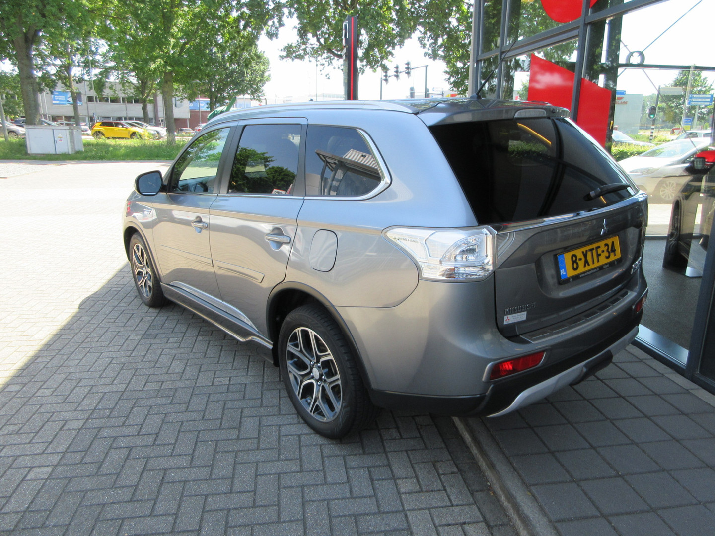 Mitsubishi Mitsubishi