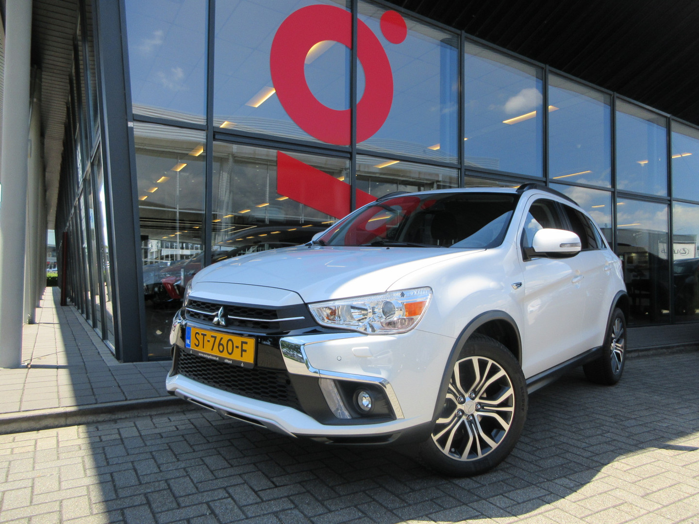 Mitsubishi Mitsubishi
