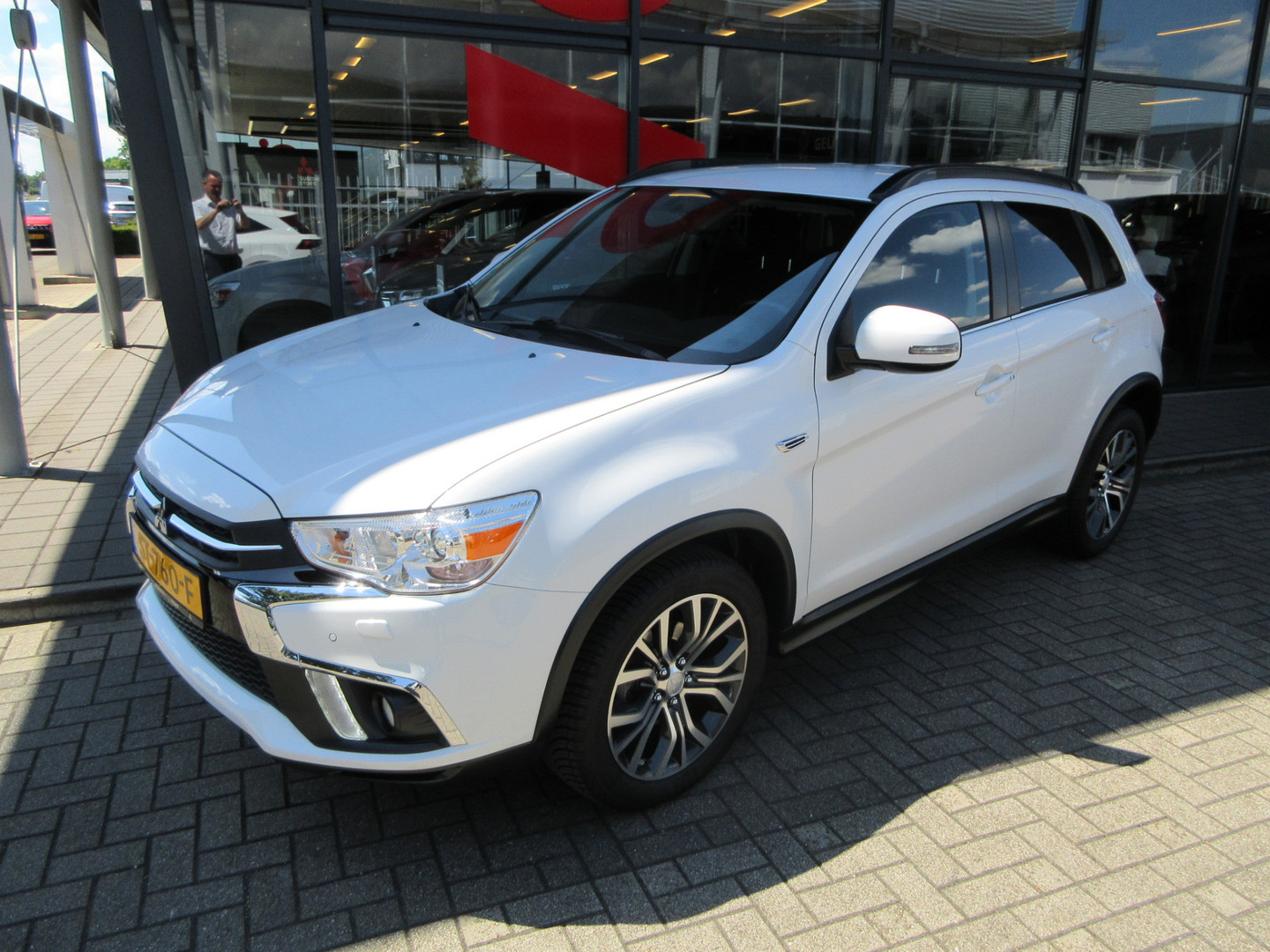 Mitsubishi Mitsubishi