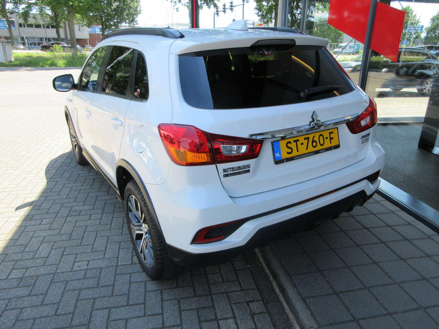 Mitsubishi Mitsubishi