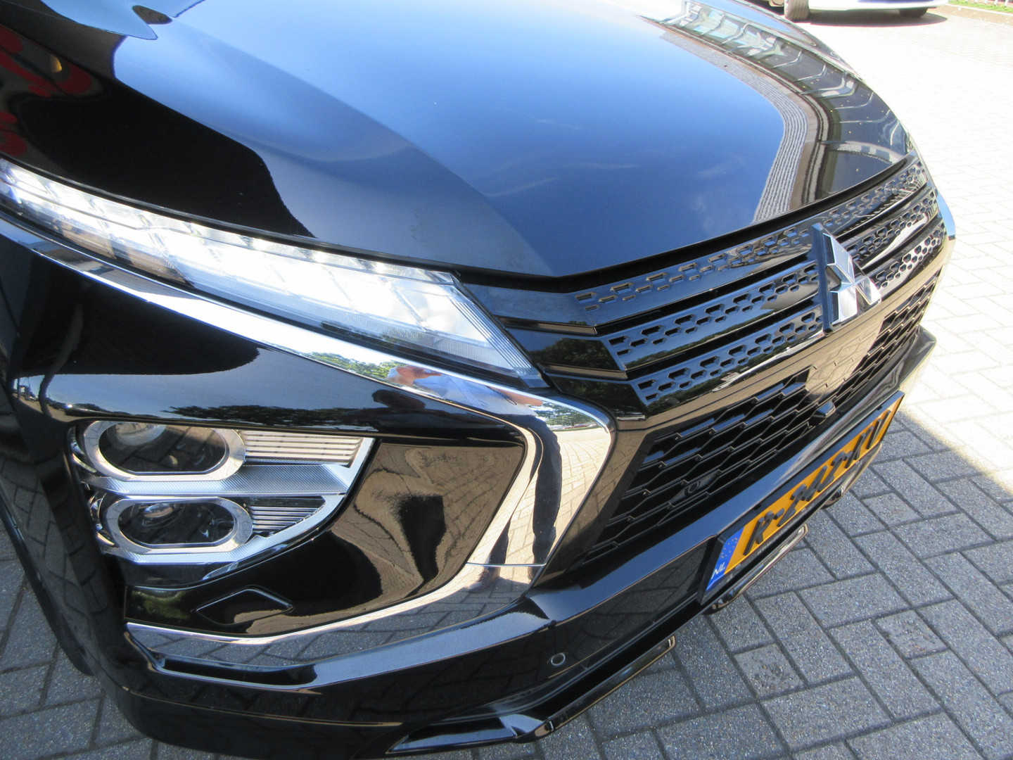 Mitsubishi Mitsubishi
