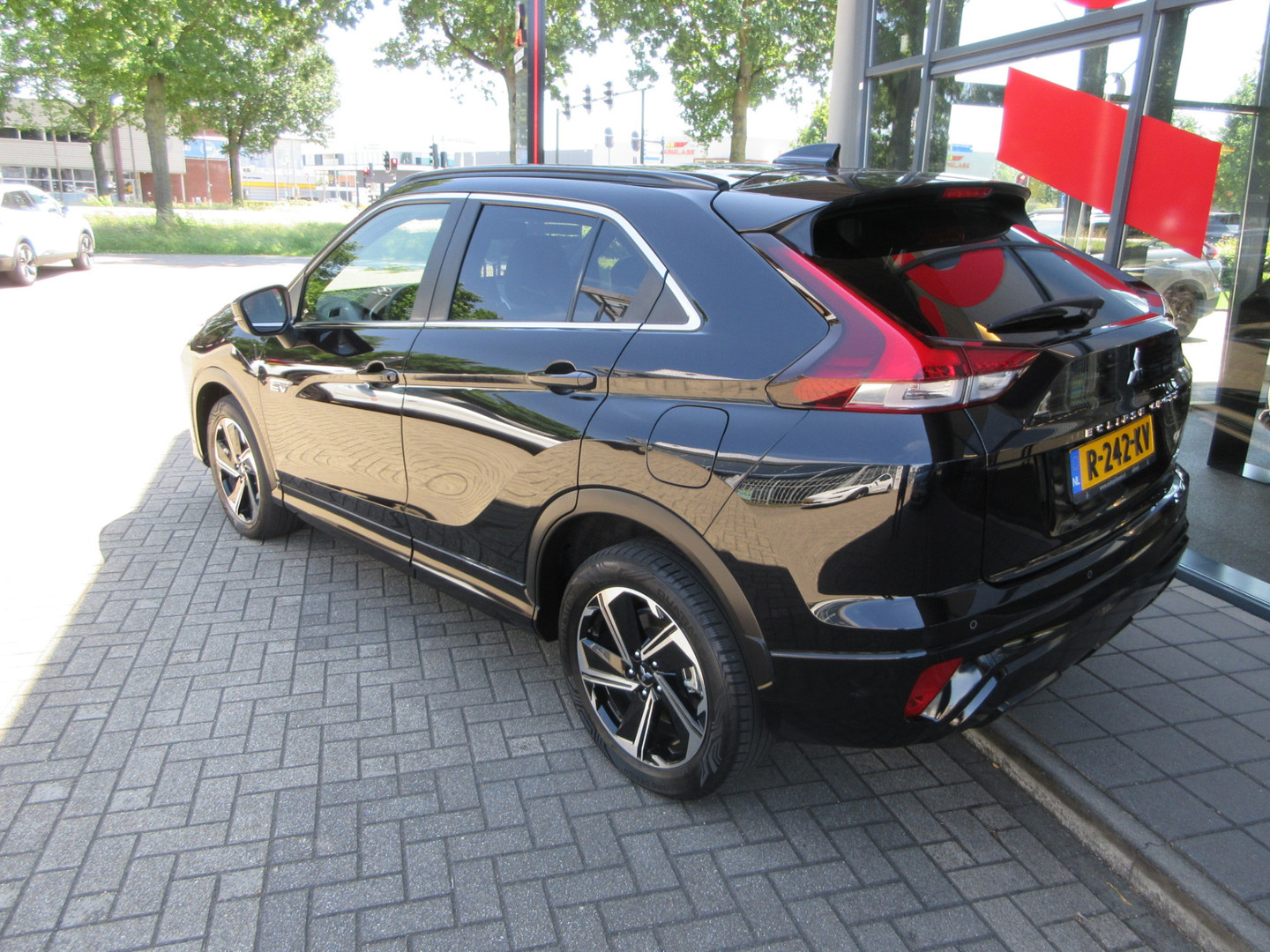 Mitsubishi Mitsubishi