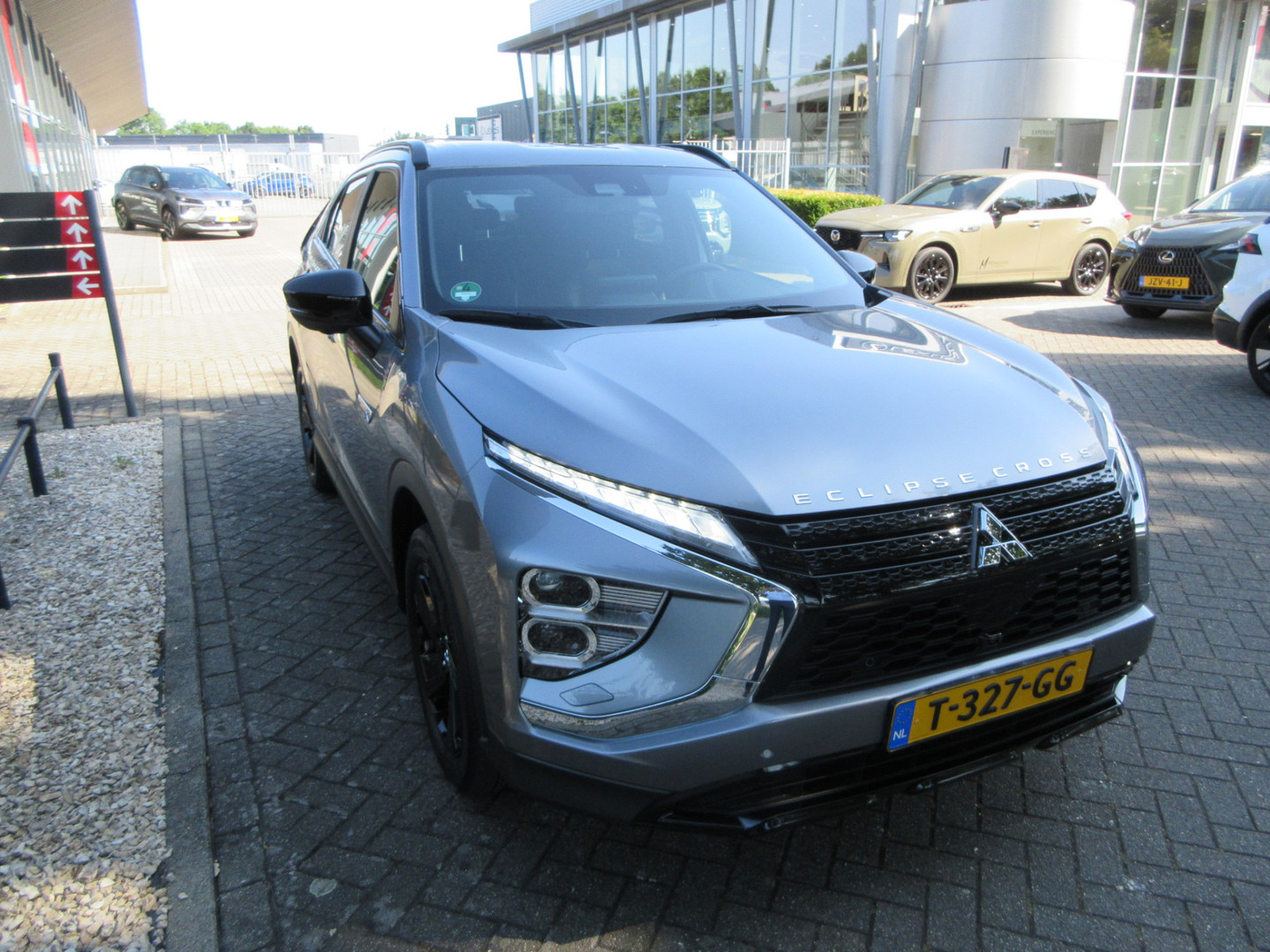 Mitsubishi Mitsubishi