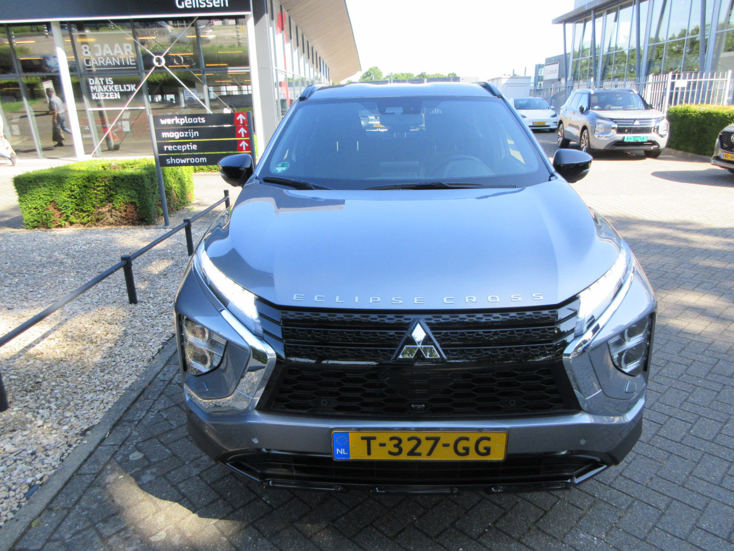 Mitsubishi Mitsubishi