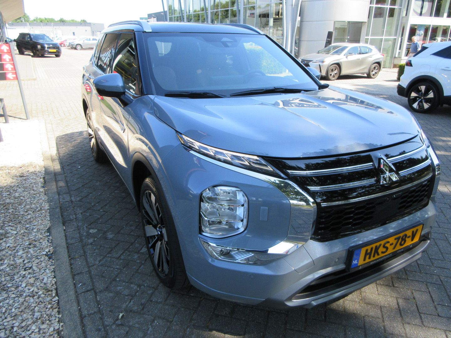 Mitsubishi Mitsubishi