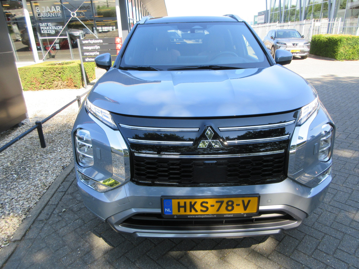 Mitsubishi Mitsubishi