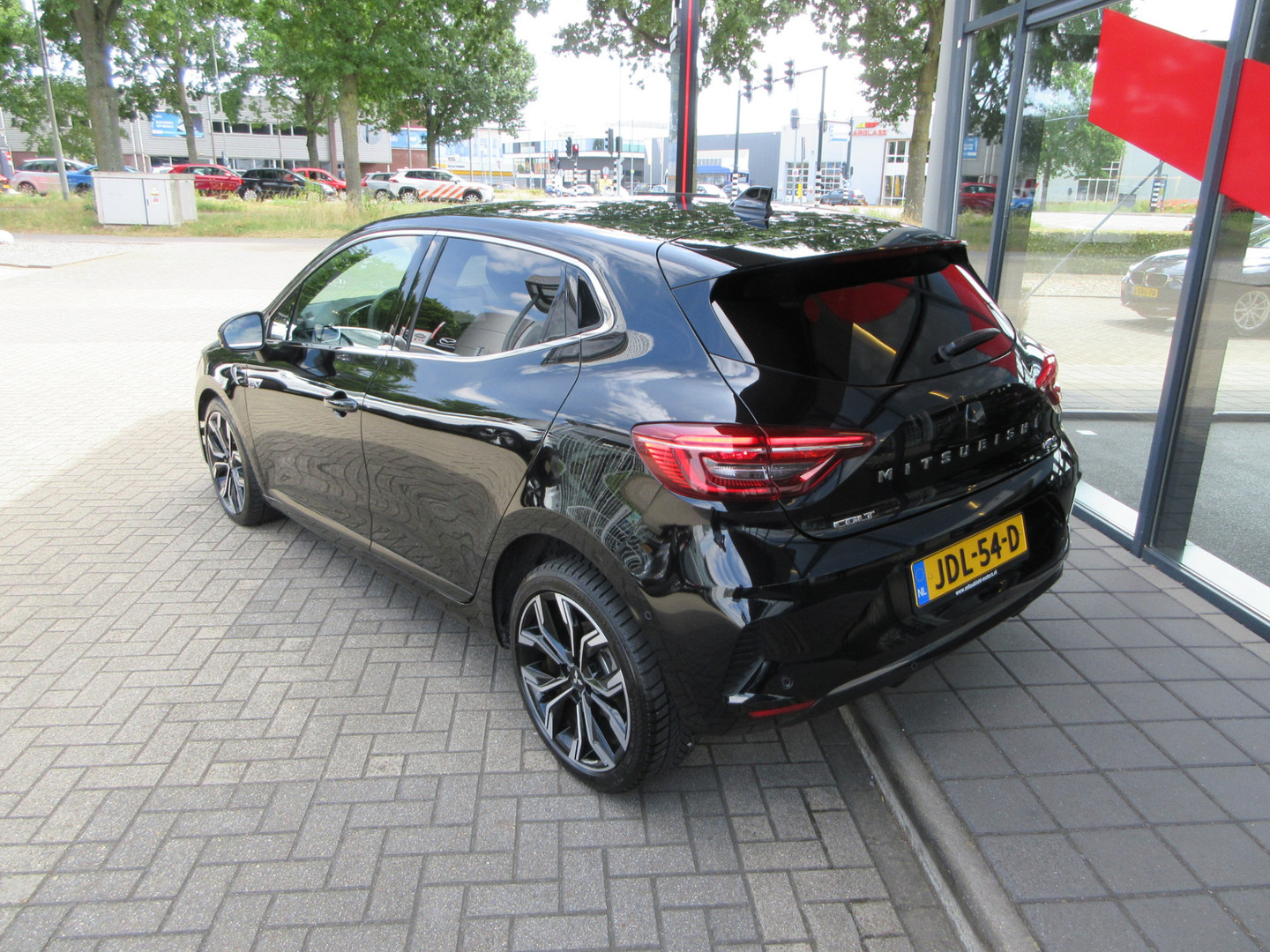 Mitsubishi Mitsubishi