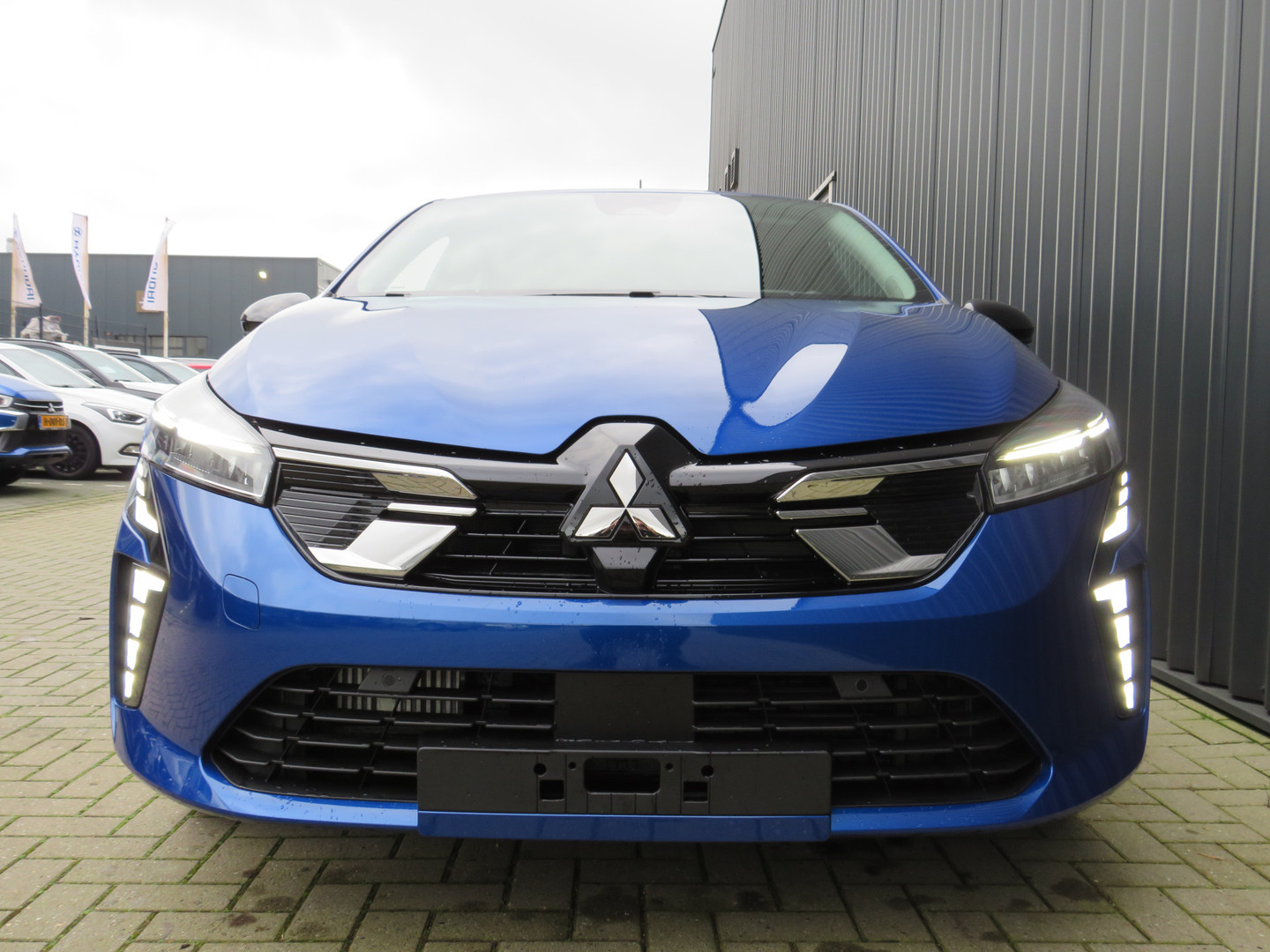 Mitsubishi Mitsubishi