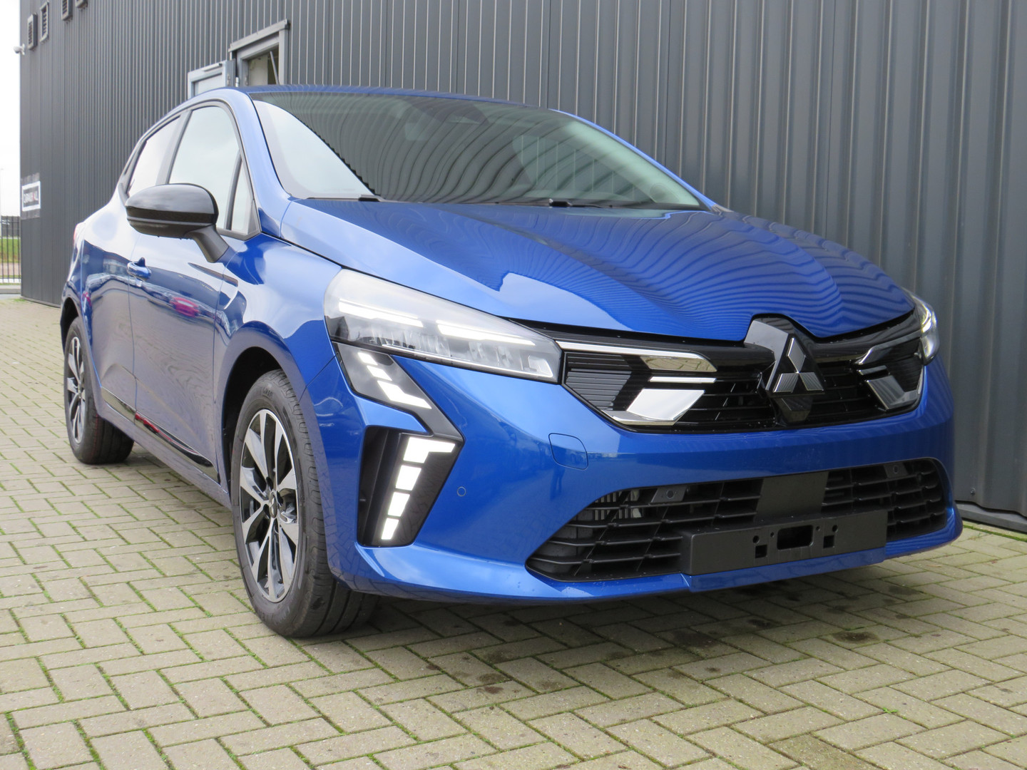 Mitsubishi Mitsubishi