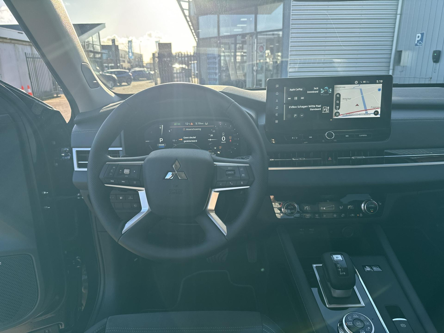 Mitsubishi Mitsubishi