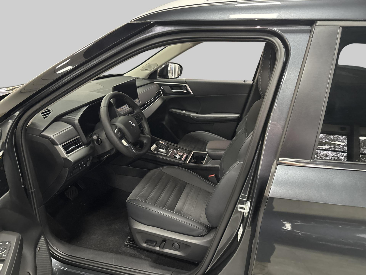 Mitsubishi Mitsubishi