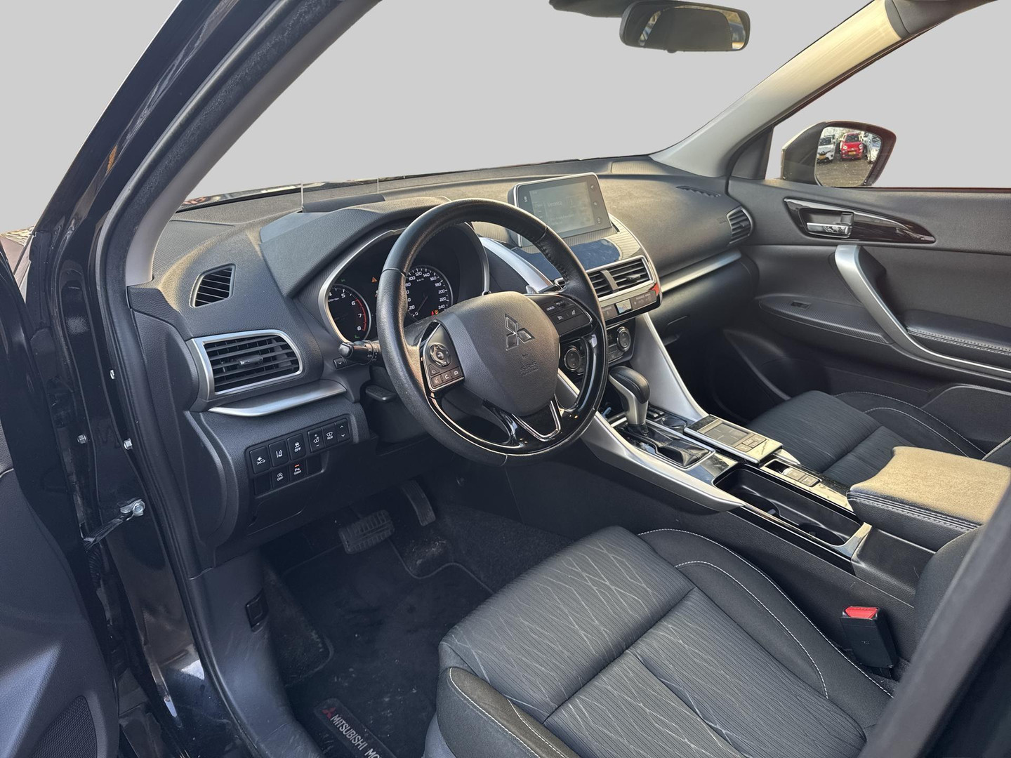 Mitsubishi Mitsubishi