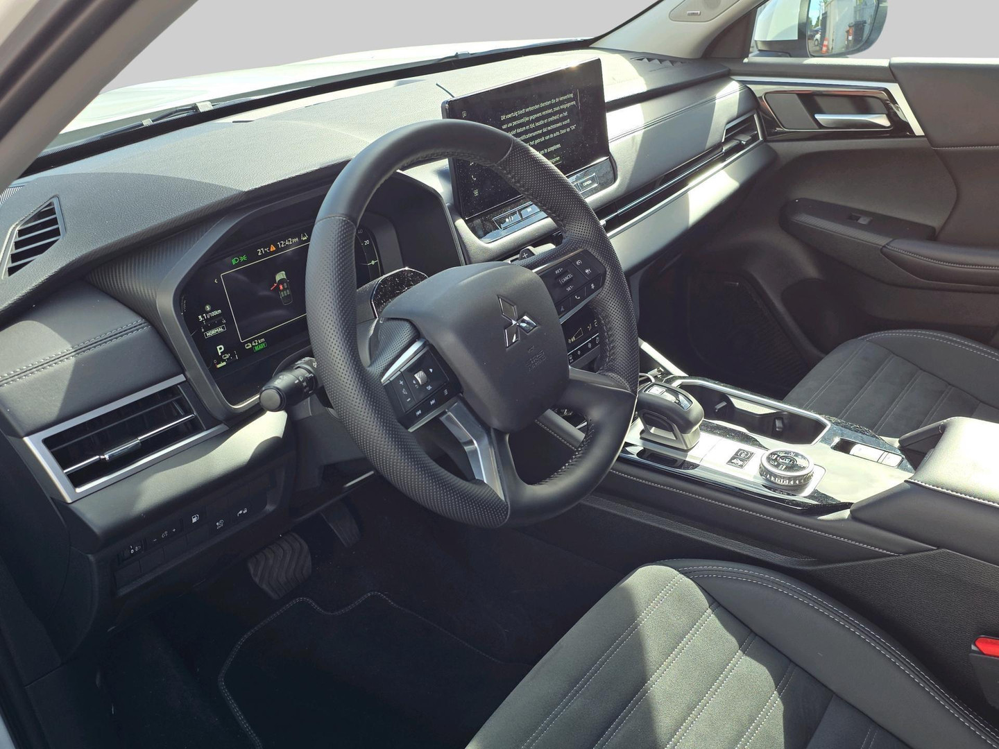 Mitsubishi Mitsubishi