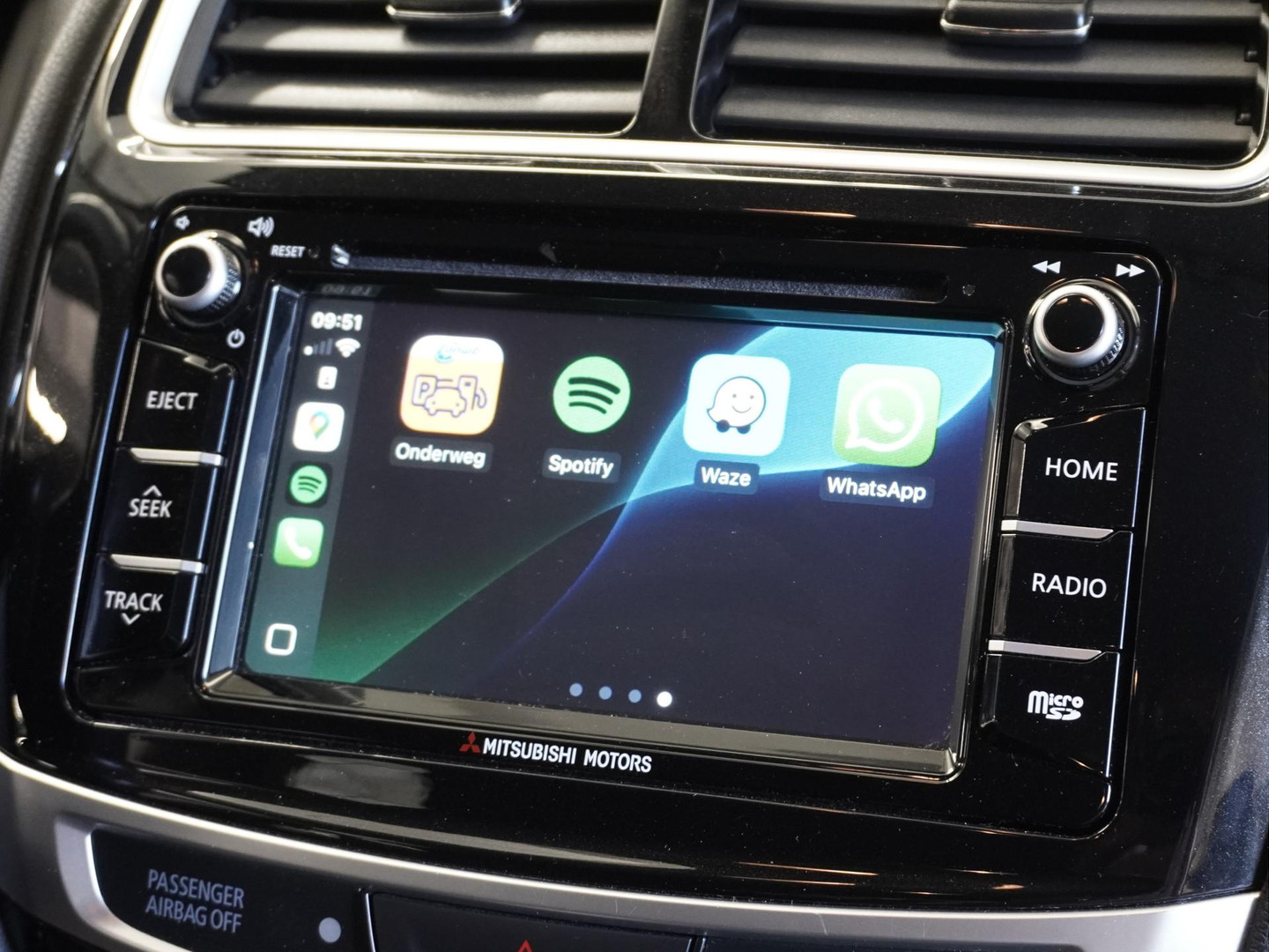 Mitsubishi Mitsubishi