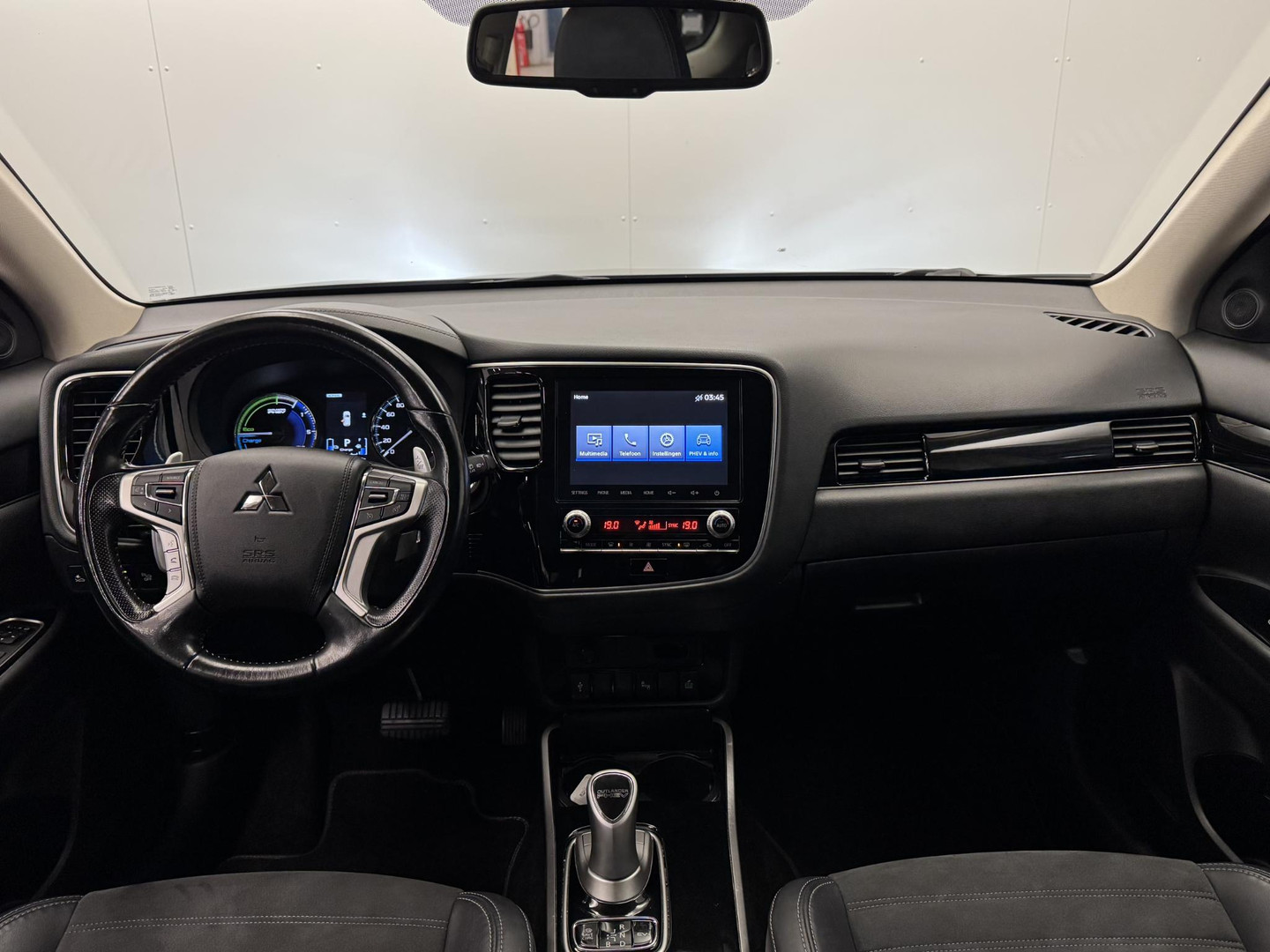 Mitsubishi Mitsubishi