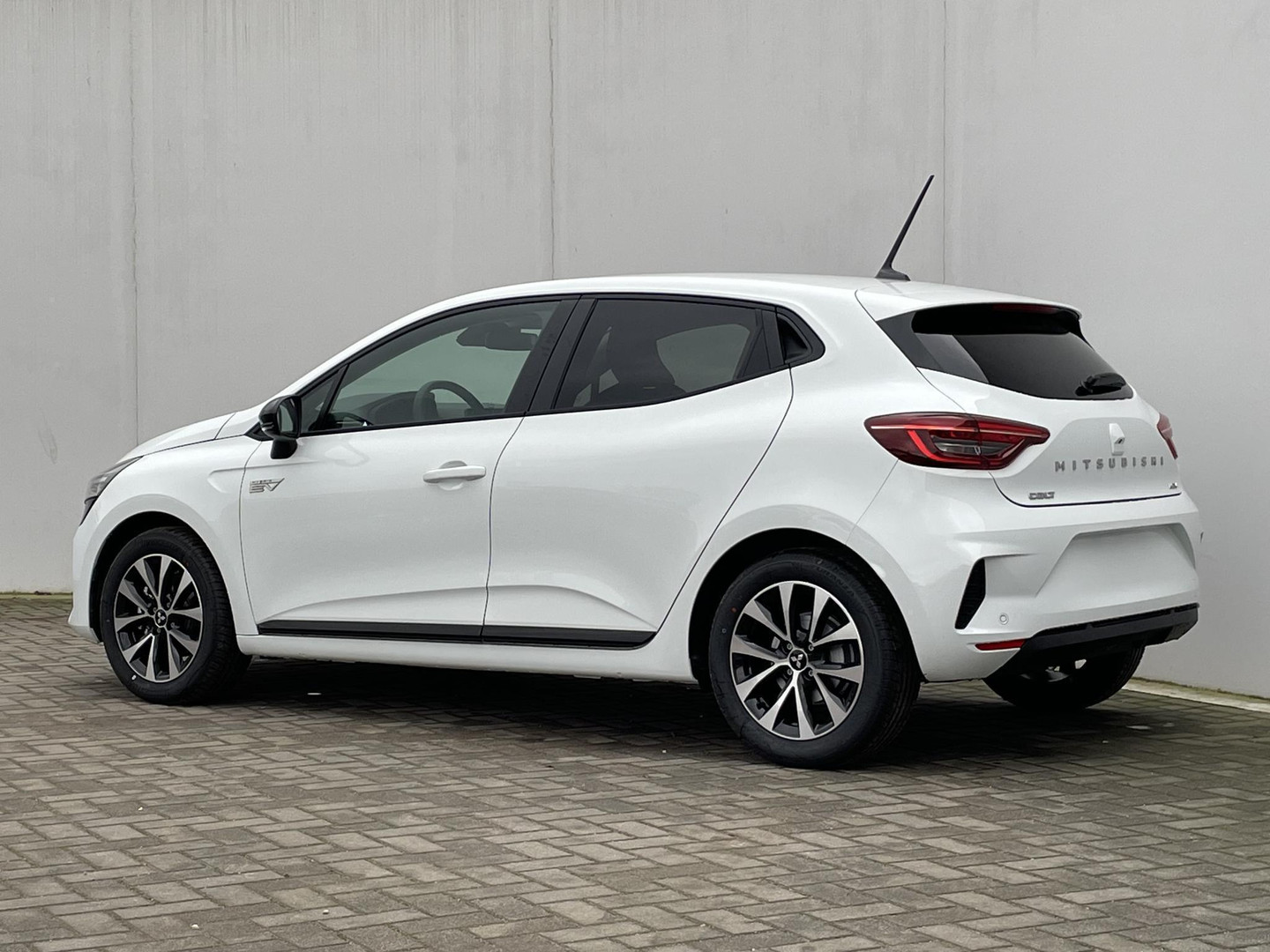 Mitsubishi Mitsubishi