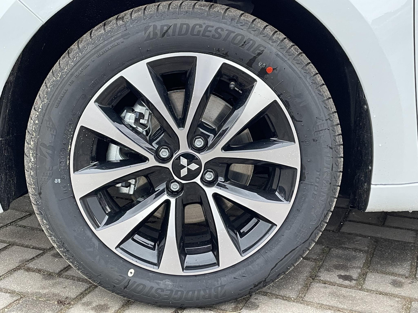 Mitsubishi Mitsubishi