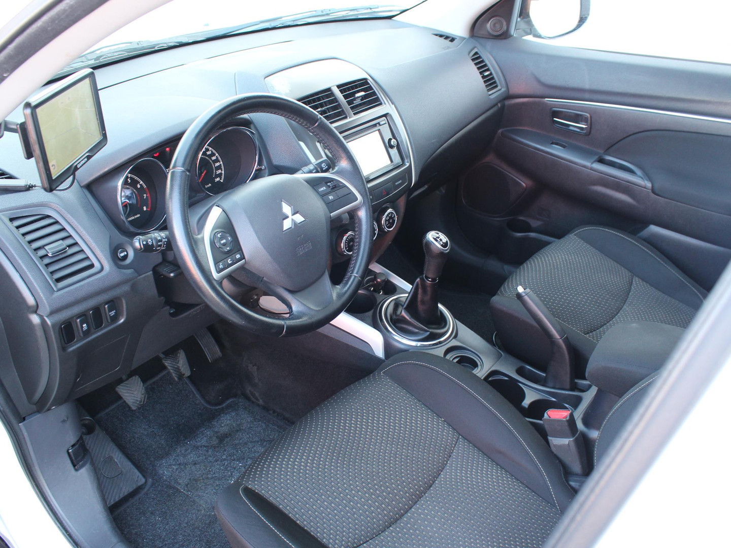 Mitsubishi Mitsubishi