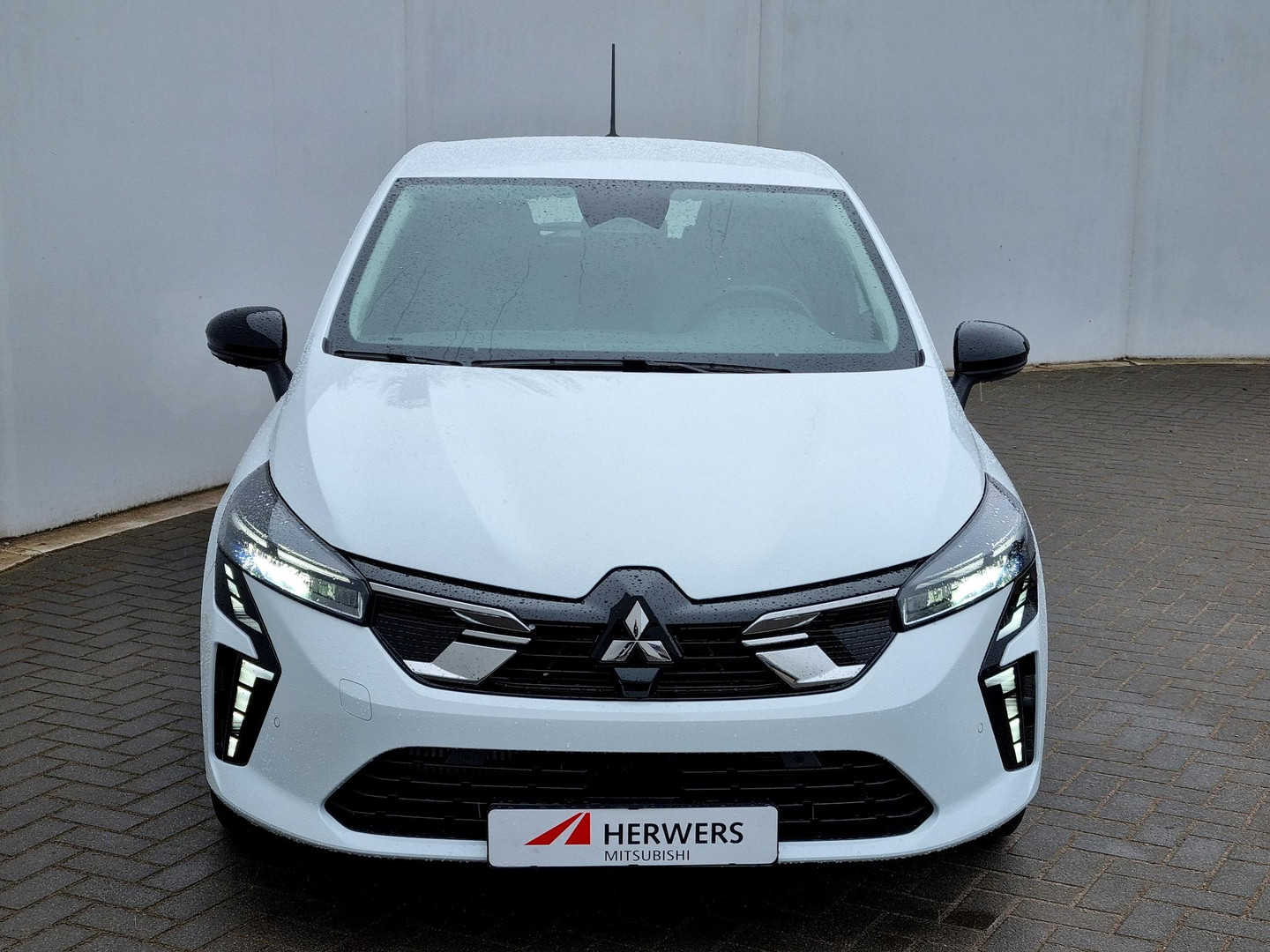 Mitsubishi Mitsubishi