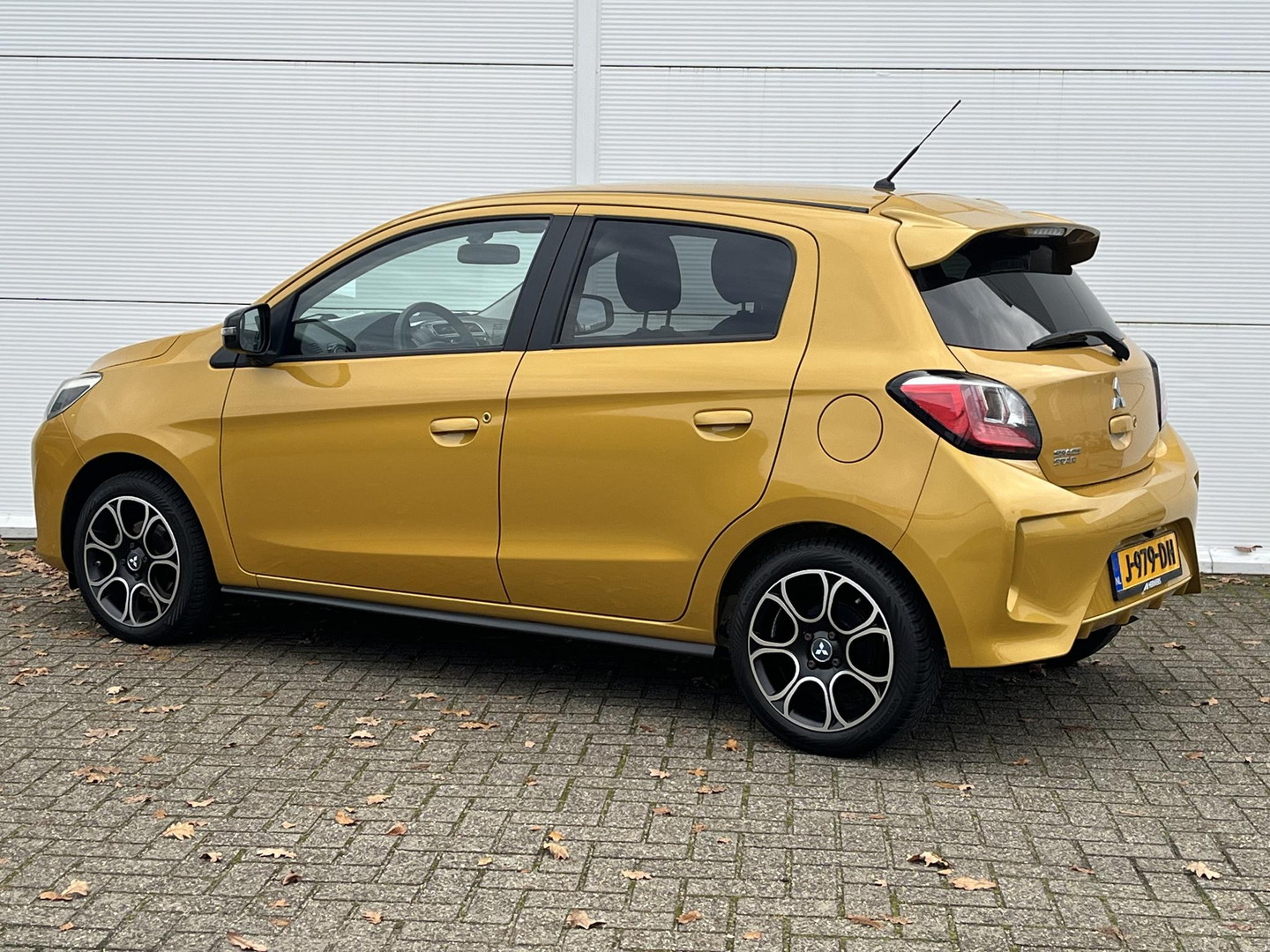 Mitsubishi Mitsubishi