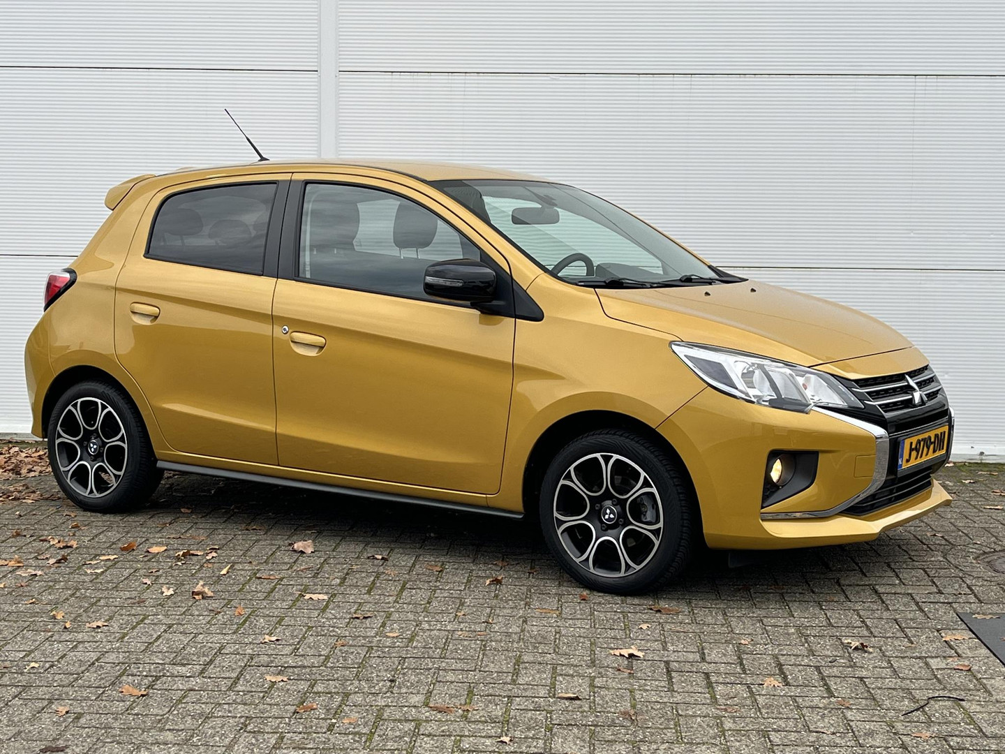 Mitsubishi Mitsubishi