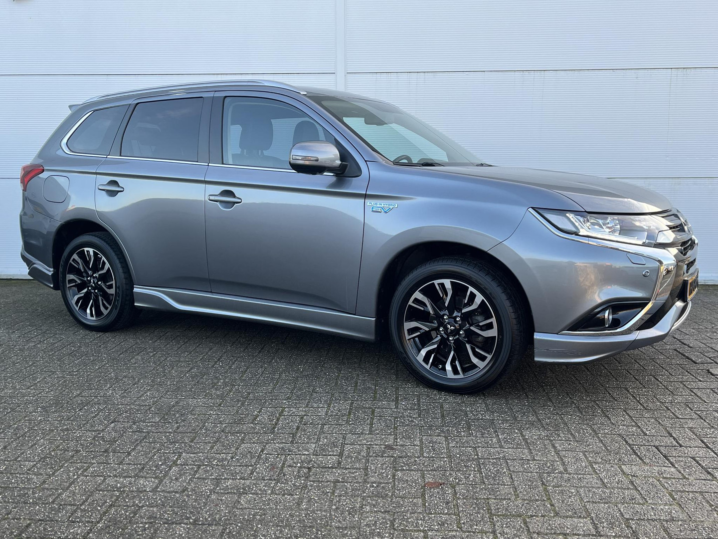 Mitsubishi Mitsubishi