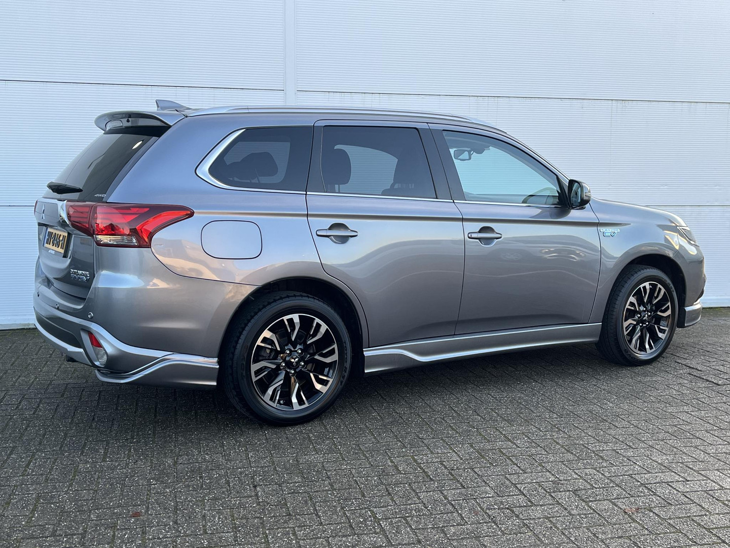 Mitsubishi Mitsubishi