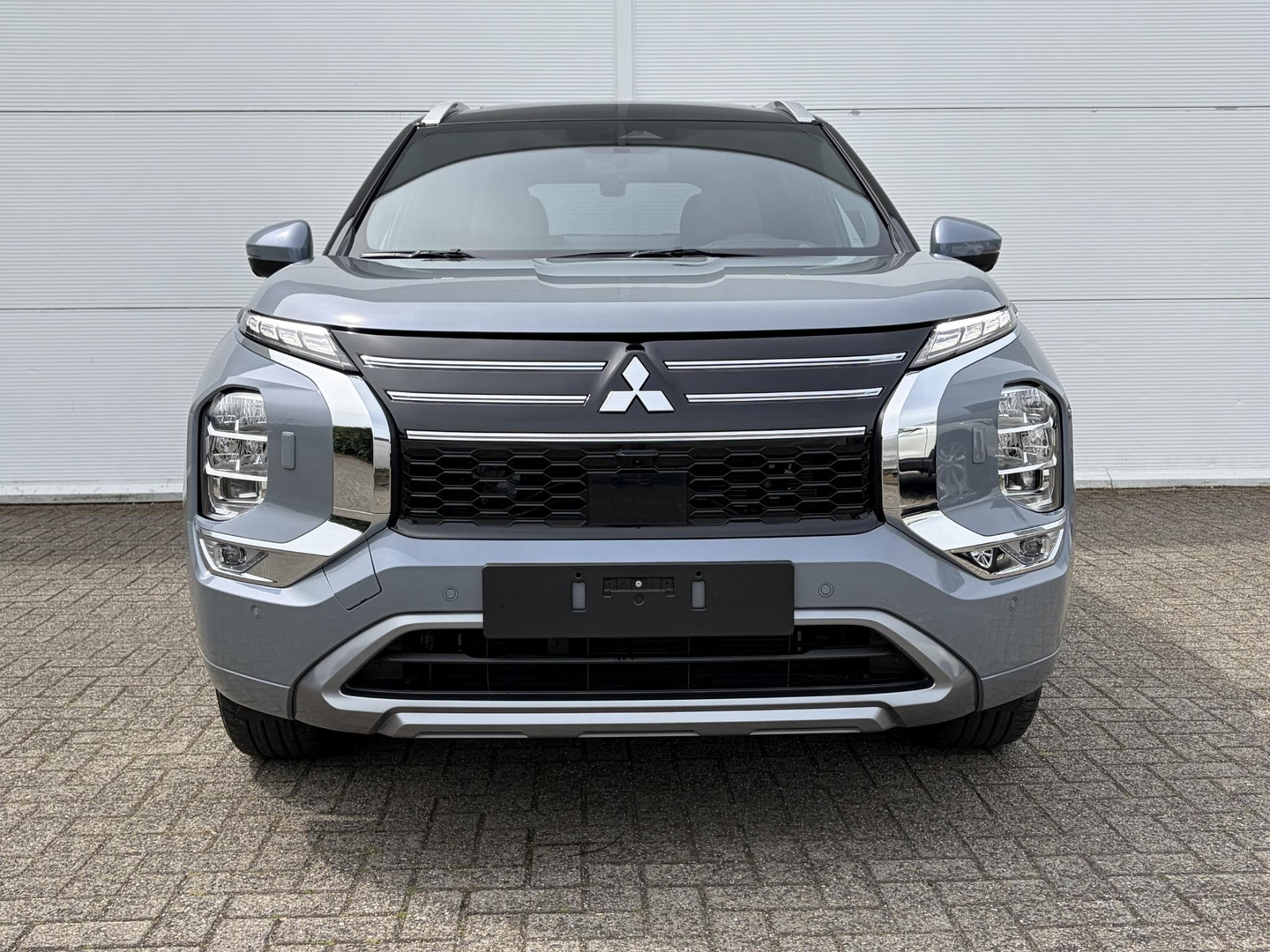 Mitsubishi Mitsubishi