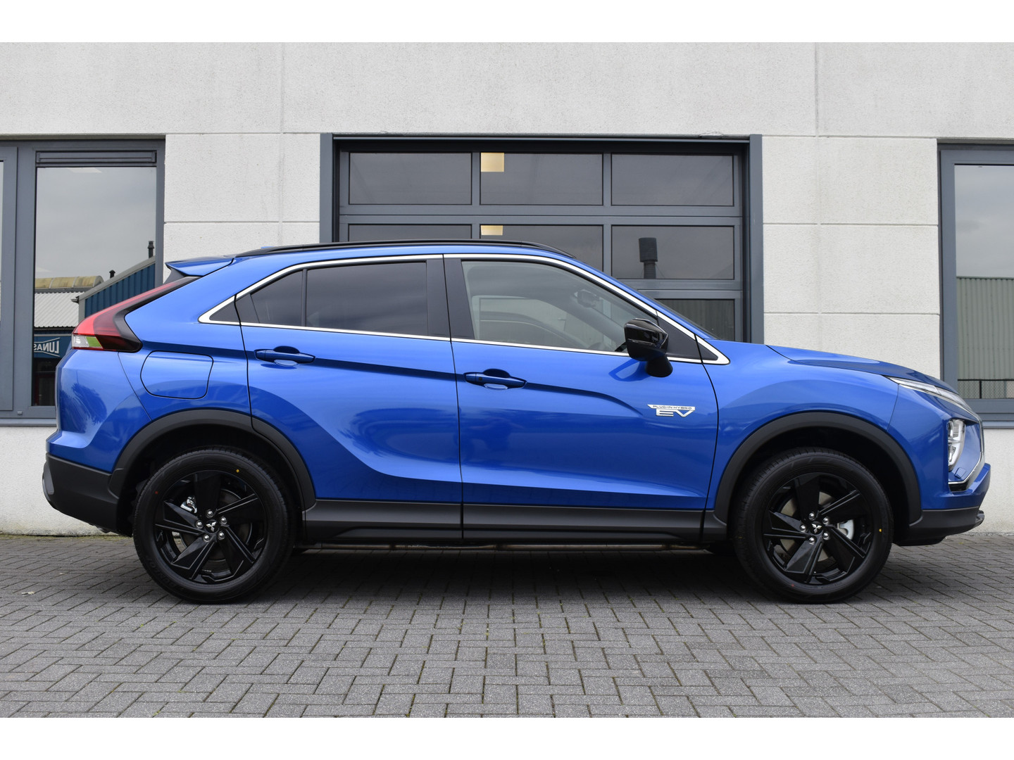 Mitsubishi Mitsubishi