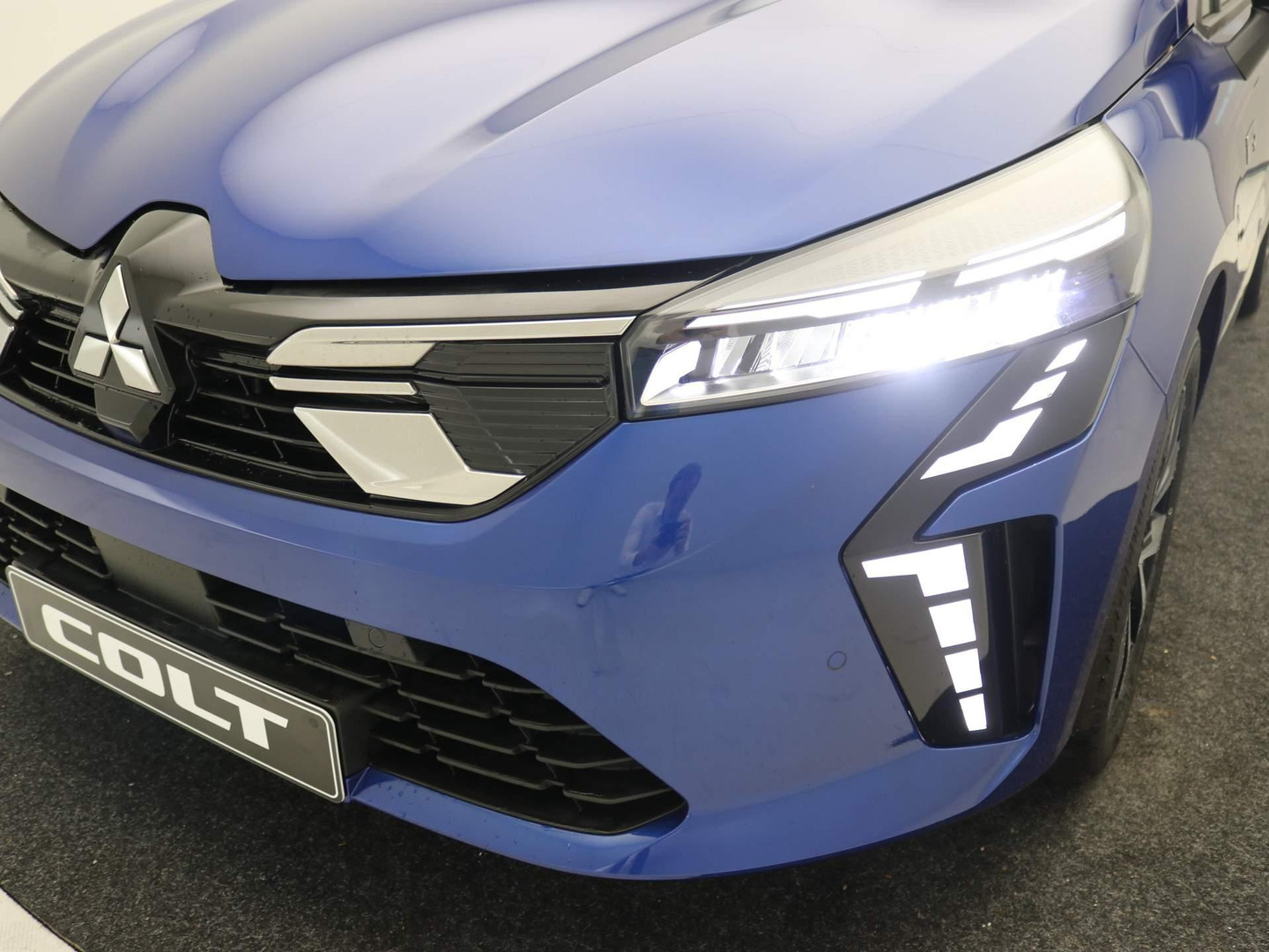 Mitsubishi Mitsubishi
