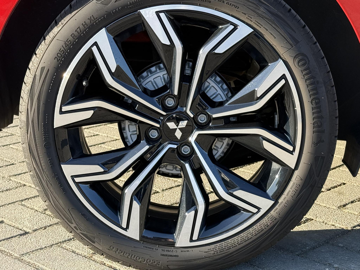 Mitsubishi Mitsubishi