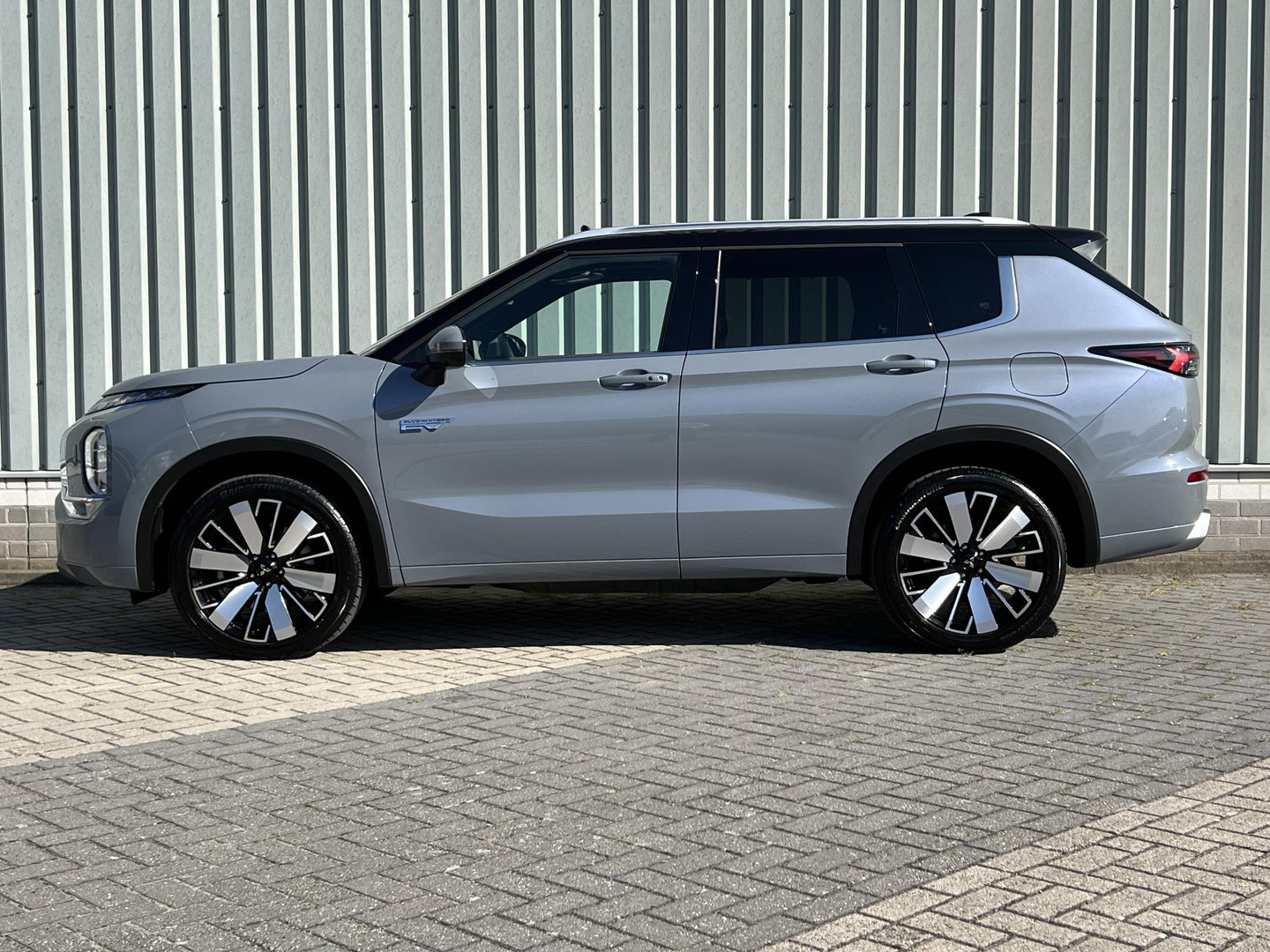 Mitsubishi Mitsubishi