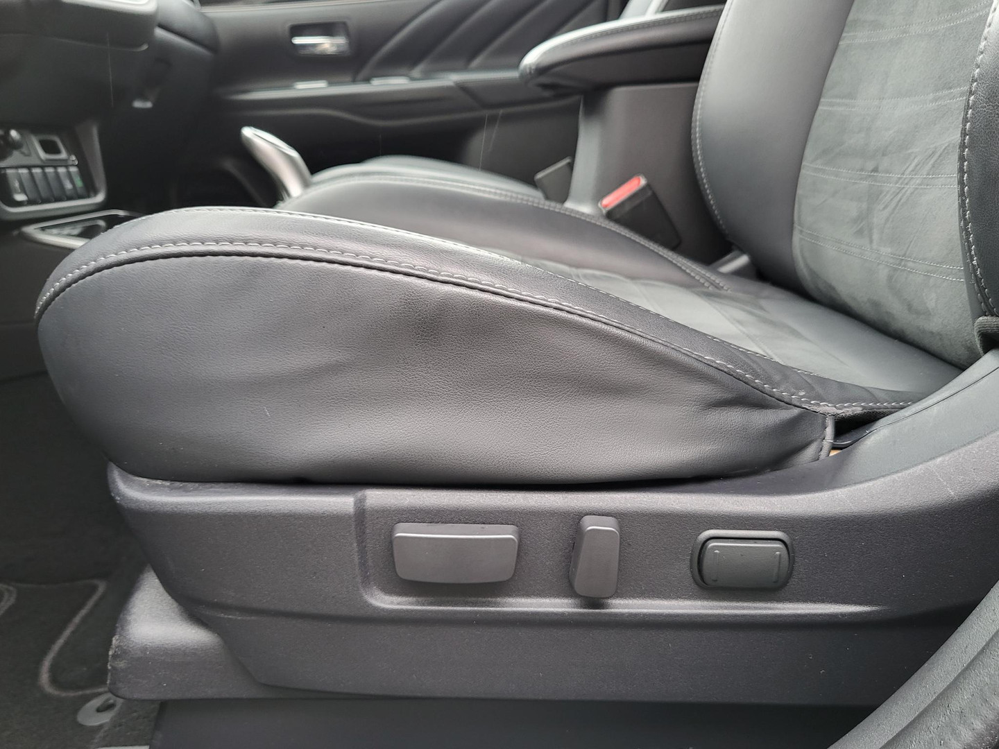 Mitsubishi Mitsubishi