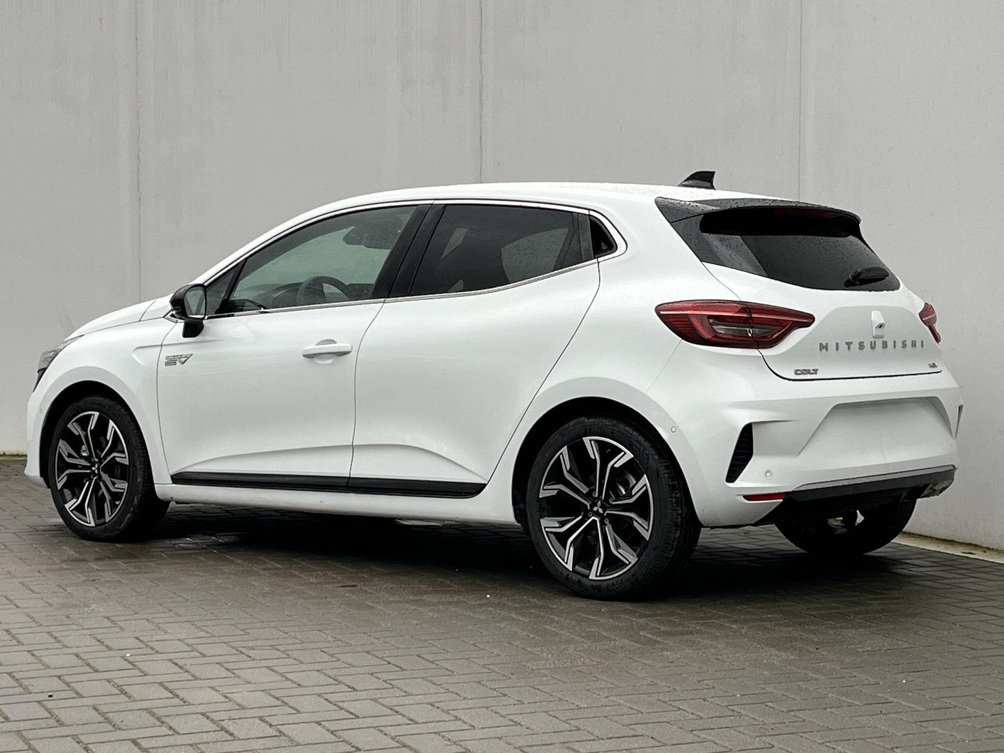 Mitsubishi Mitsubishi