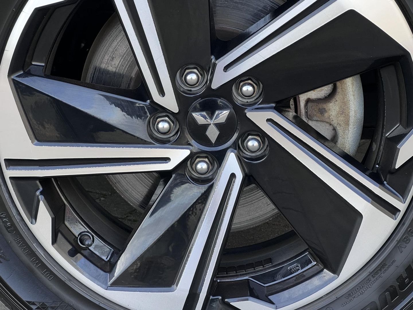 Mitsubishi Mitsubishi