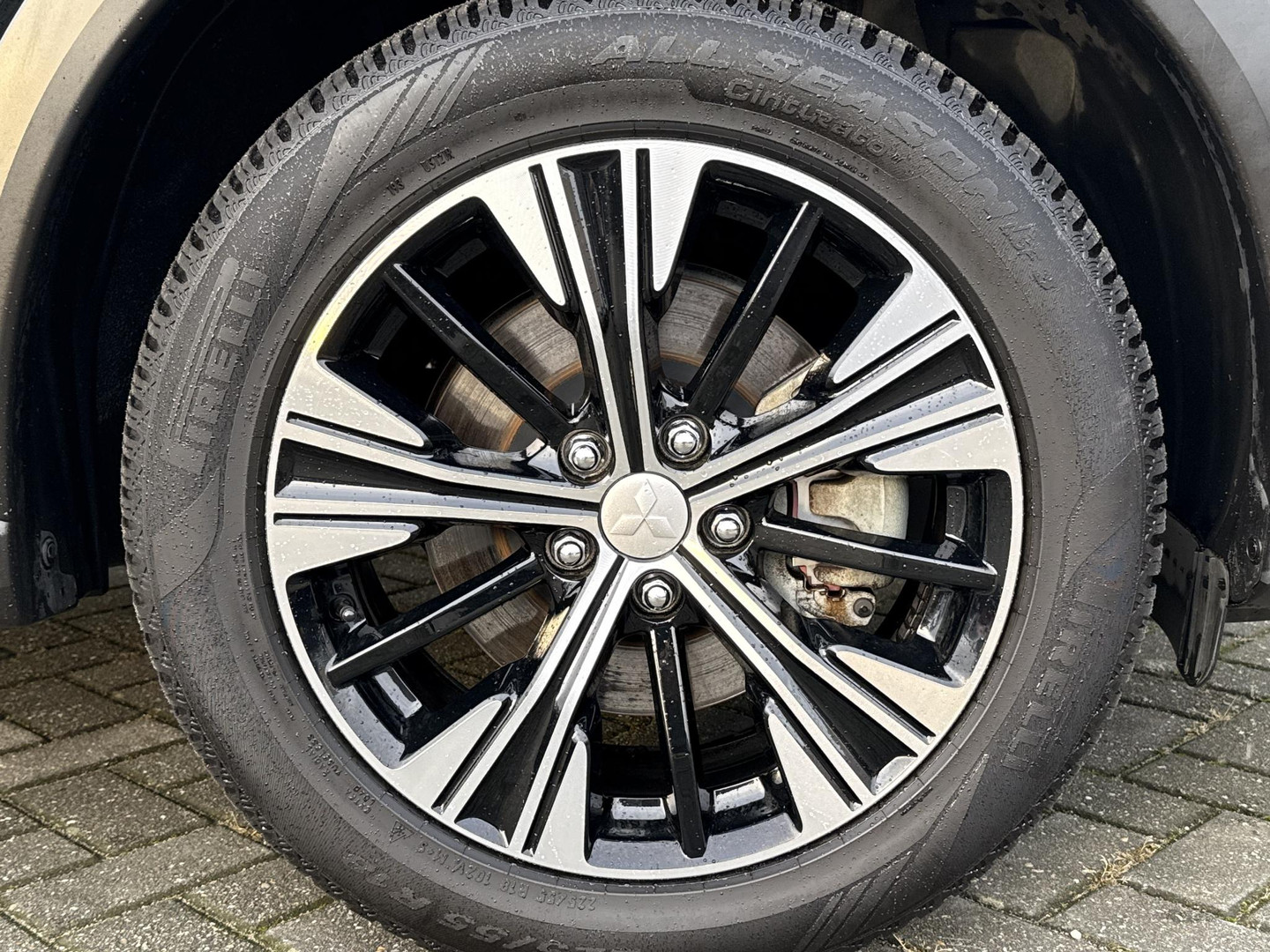 Mitsubishi Mitsubishi