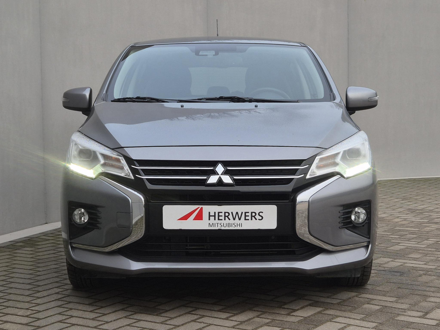 Mitsubishi Mitsubishi