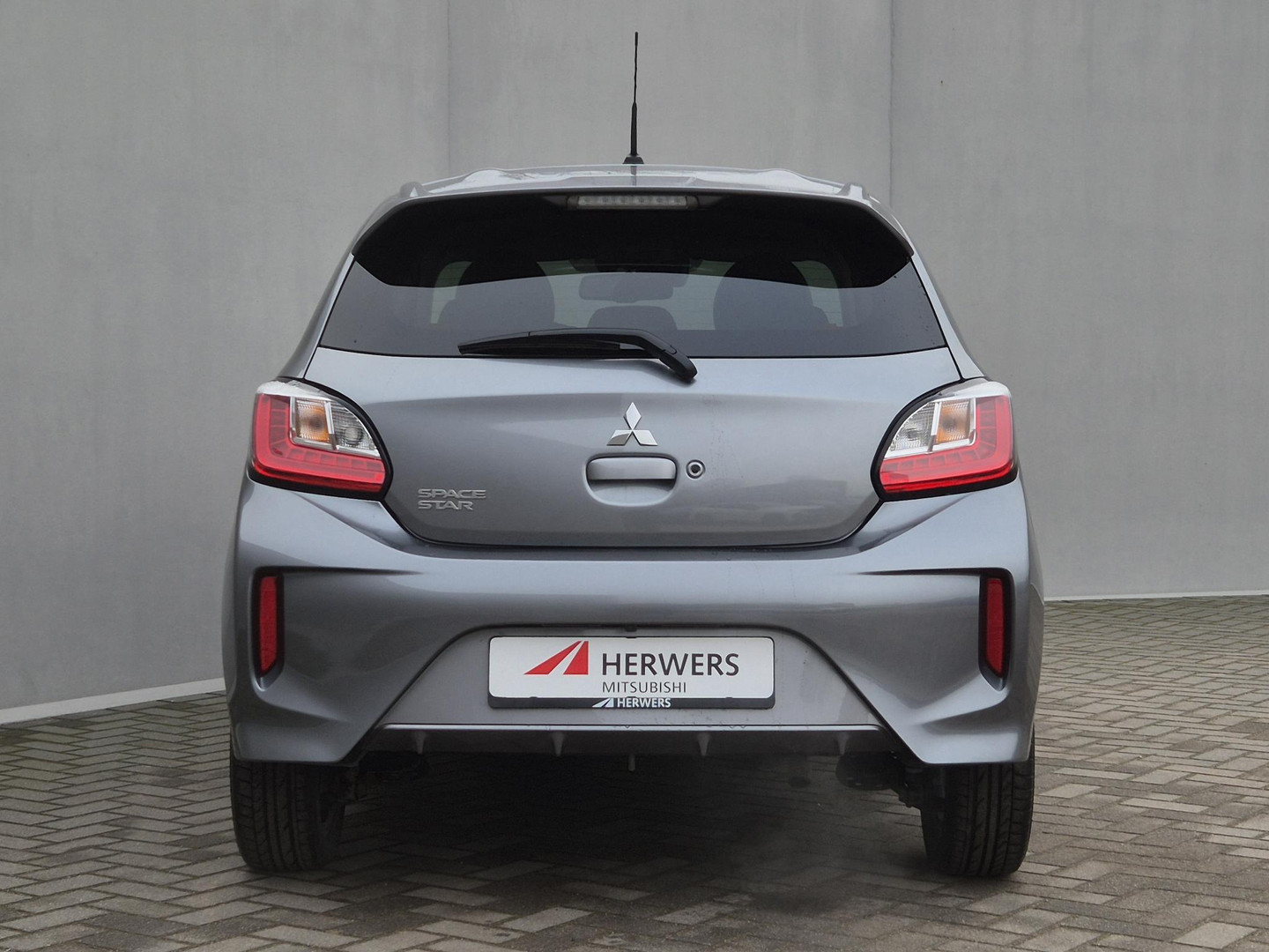 Mitsubishi Mitsubishi