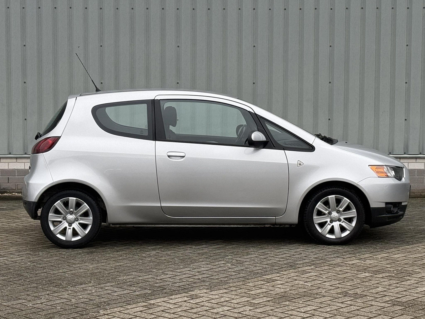 Mitsubishi Mitsubishi