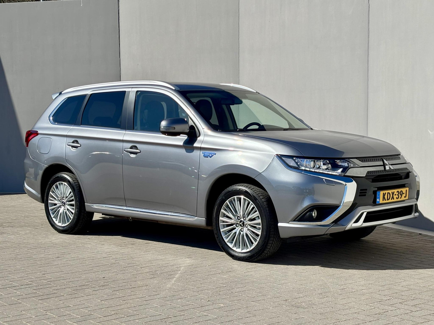 Mitsubishi Mitsubishi