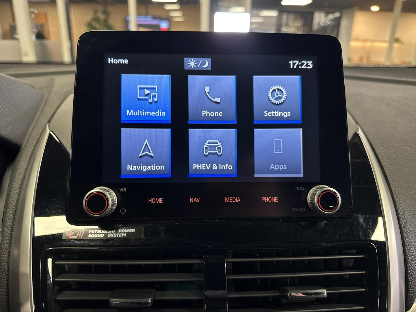 Mitsubishi Mitsubishi