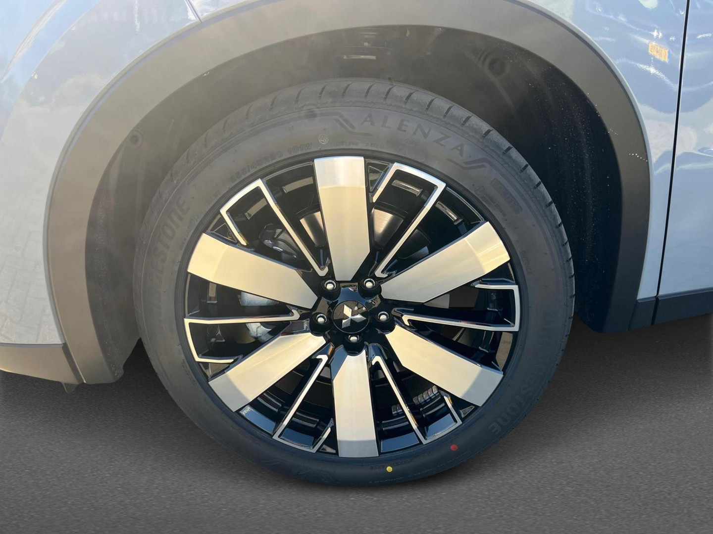 Mitsubishi Mitsubishi