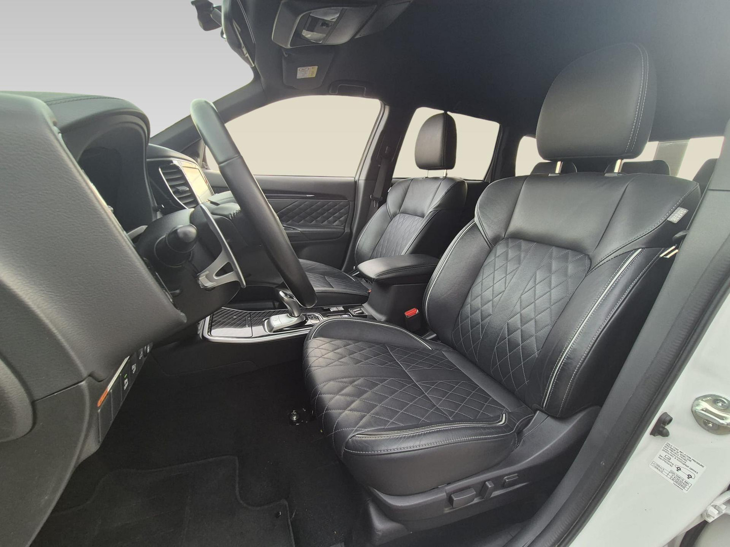 Mitsubishi Mitsubishi