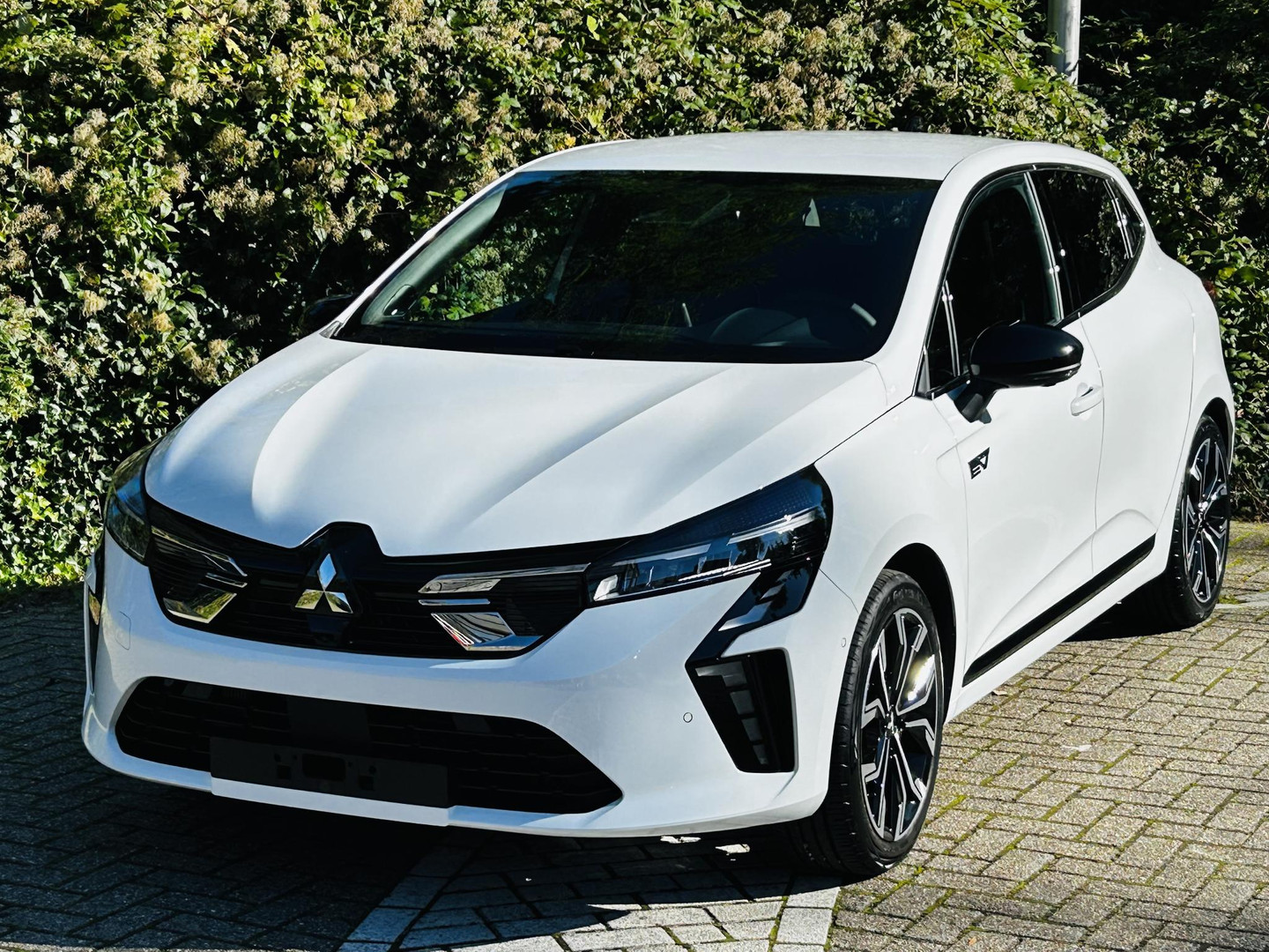 Mitsubishi Mitsubishi