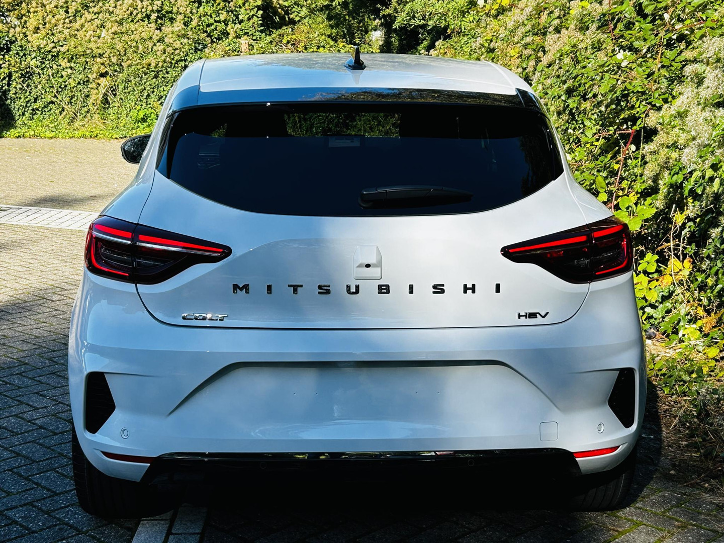 Mitsubishi Mitsubishi